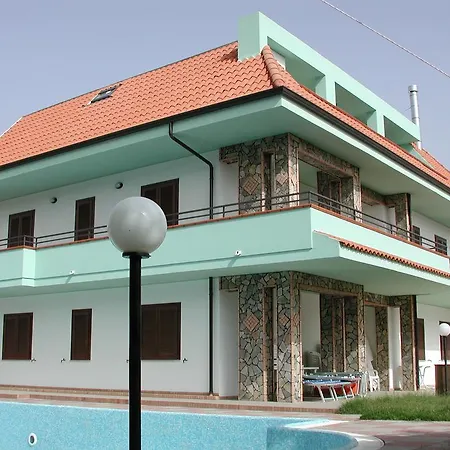 Pegaso Aparthotel Montepaone Lido
