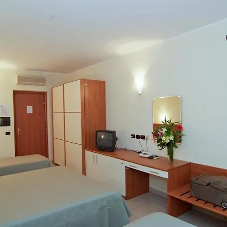 Pegaso Aparthotel 3*