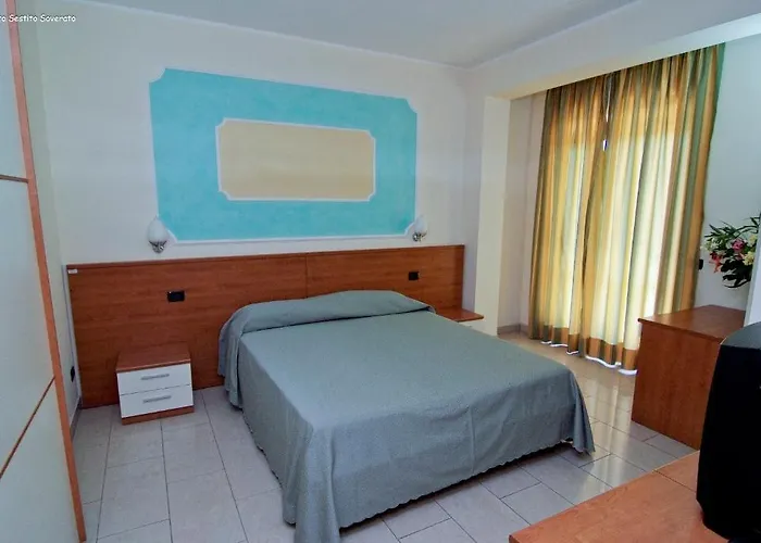 Pegaso 公寓式酒店 3*